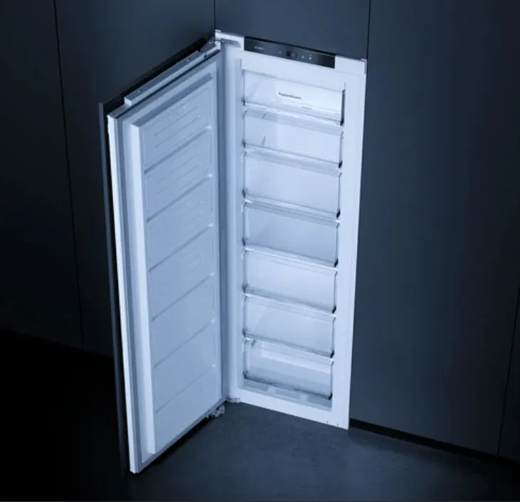 kueppersbusch מקפיא אינטגרלי שלם 60 ס"מ 220 ליטר NOFROST תוצרת kueppersbusch דגם FG8550.0I — תמונה 2