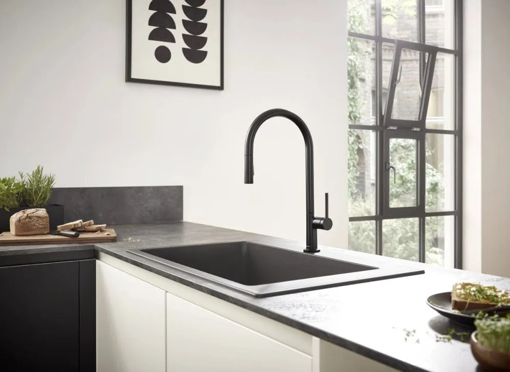 HANSGROHE ברז מטבח נשלף בגימור שחור מט מבית HANSGROHE גרמניה דגם 72800670 מסדרת TALIS  — תמונה 3