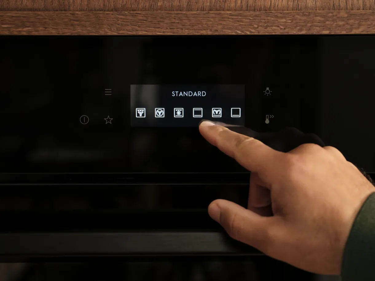 Electrolux תנור אידוי 60 ס"מ CookSmart Touch® SteamPro AIRFRY WiFi שחור מלא תוצרת Electrolux דגם EOS8732H — תמונה 10