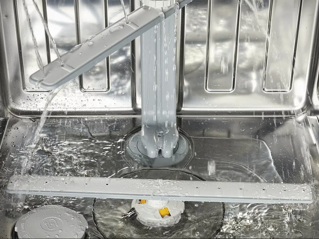 Miele מדיח כלים אינטגרלי מלא 60 ס''מ 6 ליטר פתיחה אוטומטית QuickPowerWash תוצרת Miele דגם G 5651 Vi Active — תמונה 4