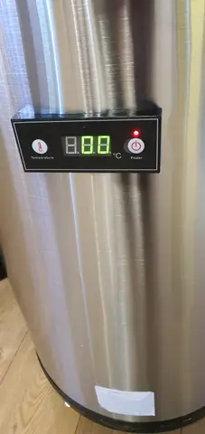 מקרר נייד D-COOLER לאירועים, חצרות ,מרפסות מבית D bar דגם AQ5000 