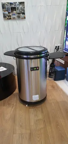 מקרר נייד D-COOLER לאירועים, חצרות ,מרפסות מבית D bar דגם AQ5000 