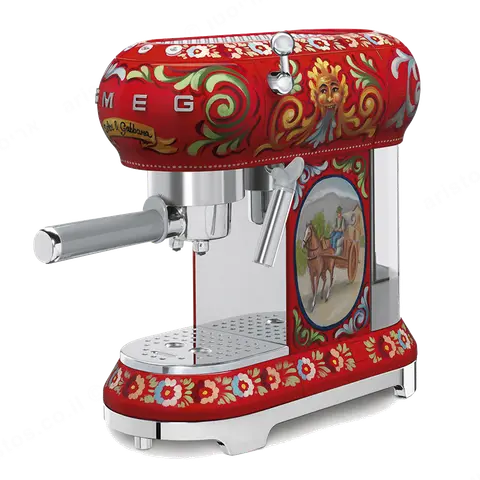 SMEG מכונת אספרסו בעיצוב DOLCE & GABBANA תוצרת SMEG דגם ECF01DGEU