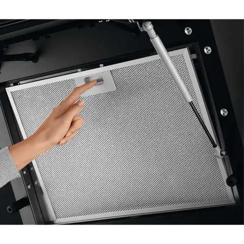 AEG