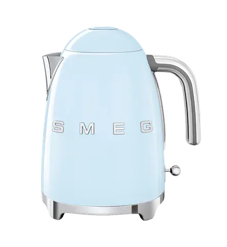 SMEG קומקום חשמלי בצבע כחול פסטל מסדרת 50's Retro Style,תוצרת SMEG דגם KLF03PBEU