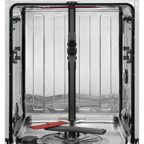 AEG