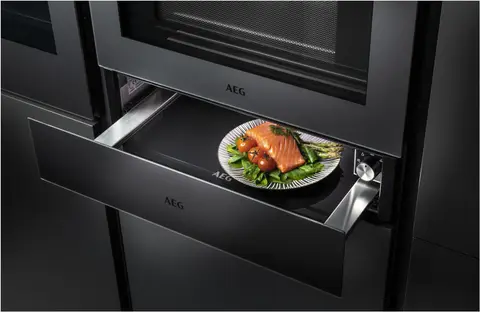 AEG