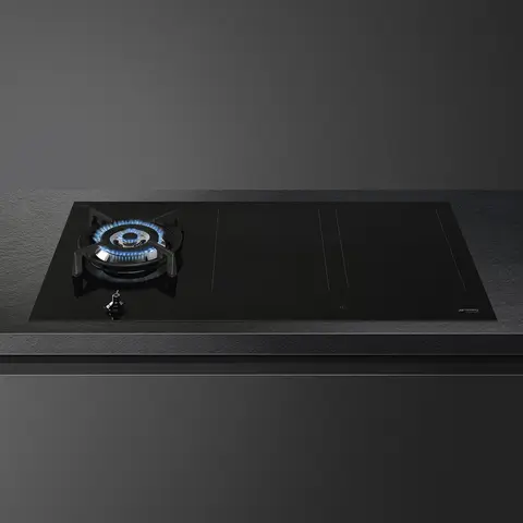 SMEG כיריים משולבים גז + אינדוקציה 90 ס"מ זכוכית שחורה התקנה שטוחה תוצרת SMEG דגם PM3953D