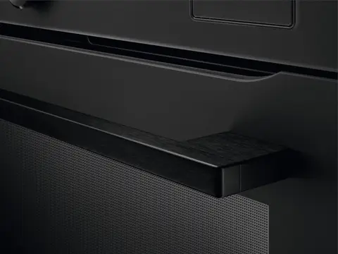 AEG