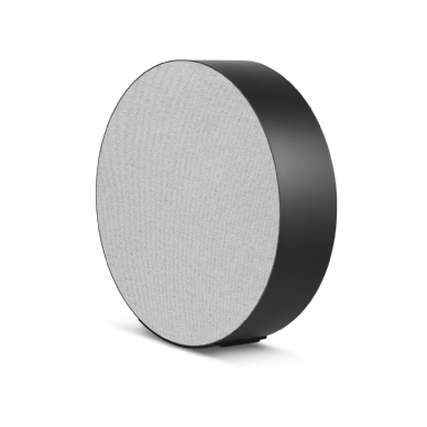 רמקול עוצמתי בעיצוב איקוני מבית Bang & Olufsen צבע שחור אנטרציט דגם Beosound Edge Anthracite 
