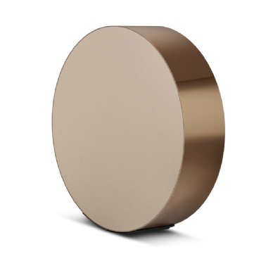 רמקול עוצמתי בעיצוב איקוני מבית Bang & Olufsen צבע ברונזה דגם Beosound Edge Bronze 